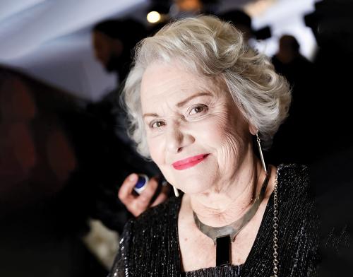 make-up-artists-hair-stylists-guild-awards-9